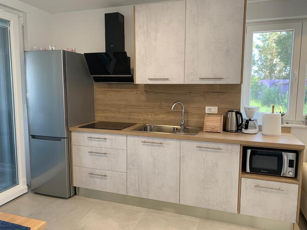 Apartmani Sunside Nin Exterior foto
