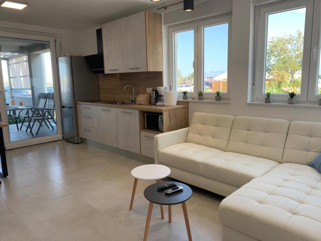 Apartmani Sunside Nin Exterior foto