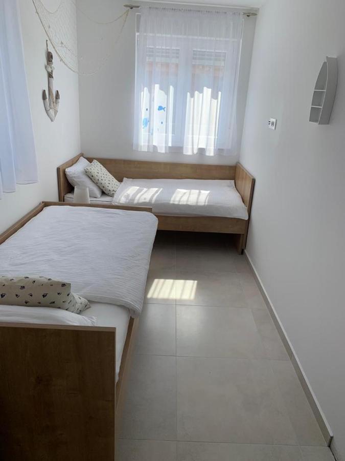 Apartmani Sunside Nin Exterior foto