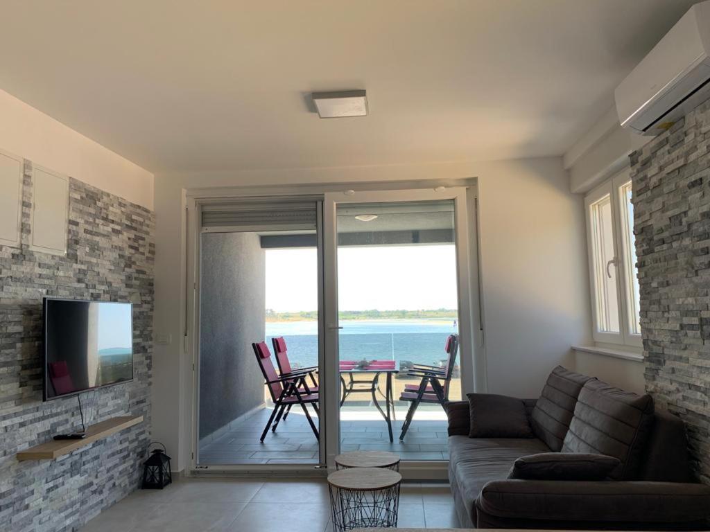 Apartmani Sunside Nin Exterior foto