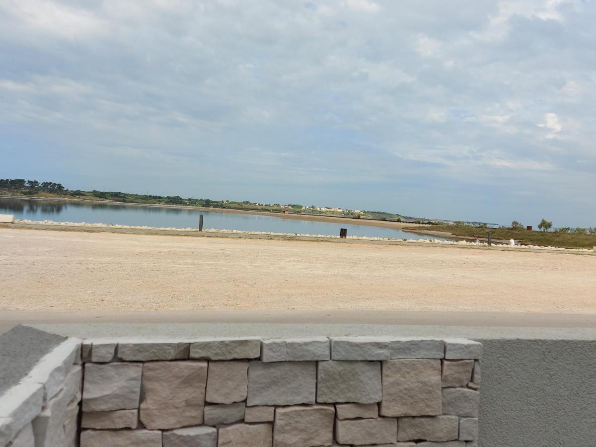 Apartmani Sunside Nin Exterior foto